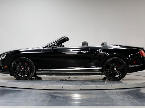 Used 2013 Bentley Continental GTC image 18