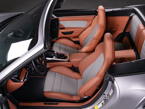 Used 2024 Porsche 911 Turbo S image 64