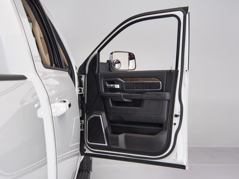 Used 2020 RAM 2500 4x4 Crew Cab Laramie image 27
