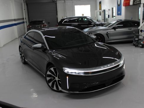 Used 2023 Lucid Air Grand Touring image 14