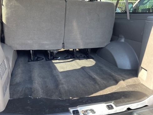 Used 2020 Chevrolet Express 3500 LT image 11