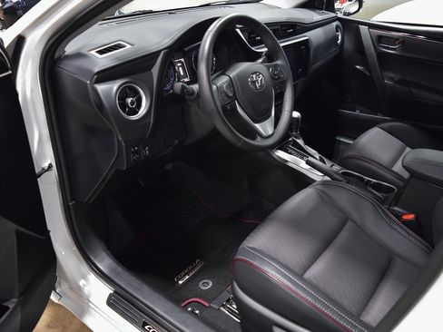 Used 2017 Toyota Corolla SE 50th Anniversary image 15