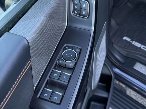 Used 2021 Ford F150 Platinum image 15