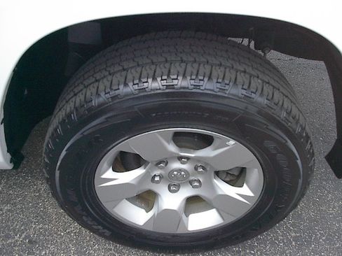 Used 2020 RAM 1500 Tradesman image 19