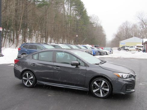 Used 2019 Subaru Impreza 2.0i Sport image 11
