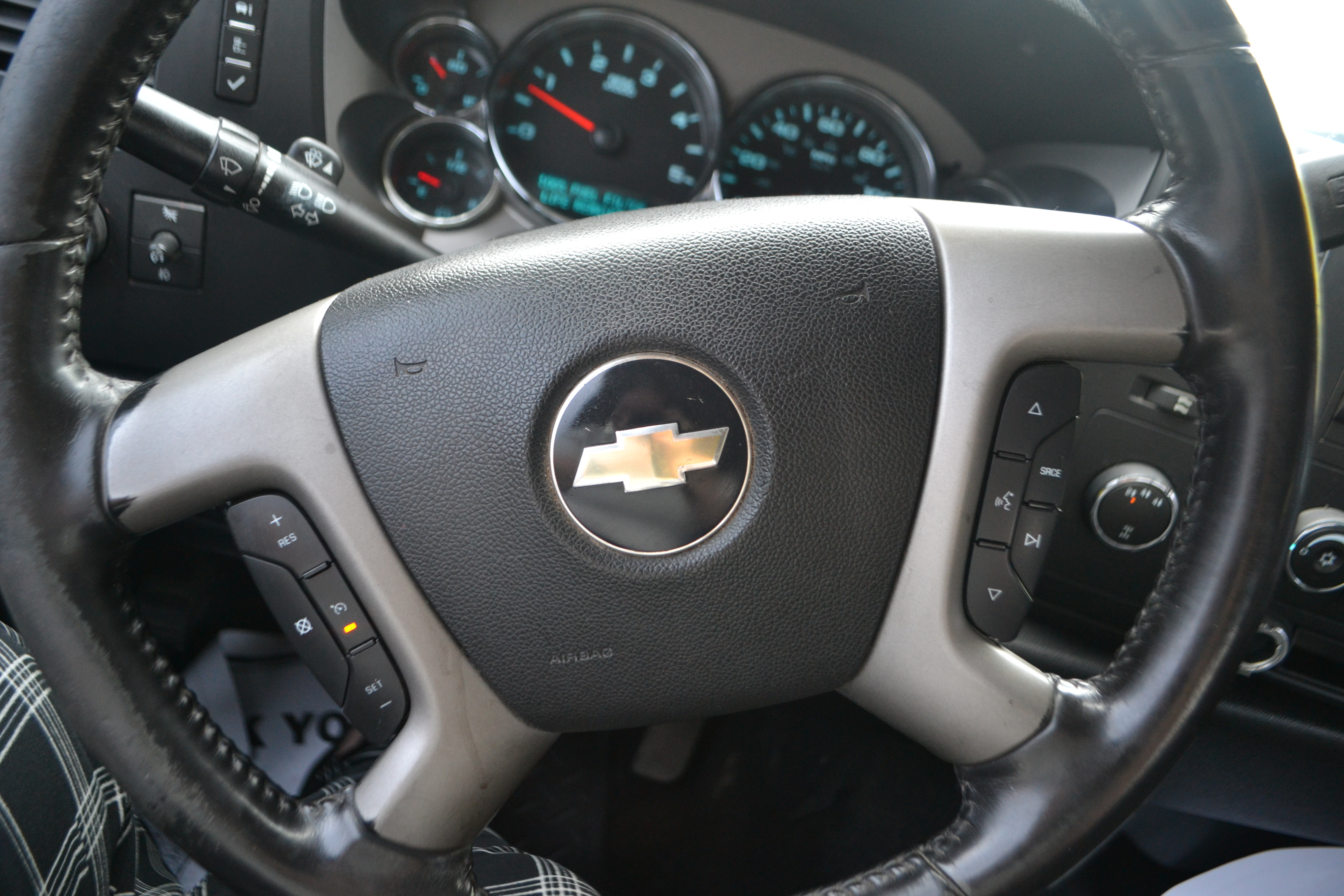 Used 2008 Chevrolet Silverado 3500 4x4 Crew Cab image 19