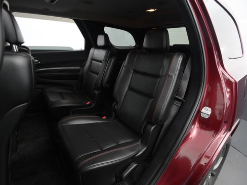 Used 2018 Dodge Durango GT image 41