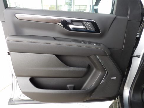 New 2026 Chevrolet Tahoe Premier image 19