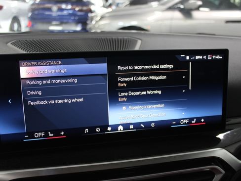 Used 2024 BMW i4 xDrive40i image 33