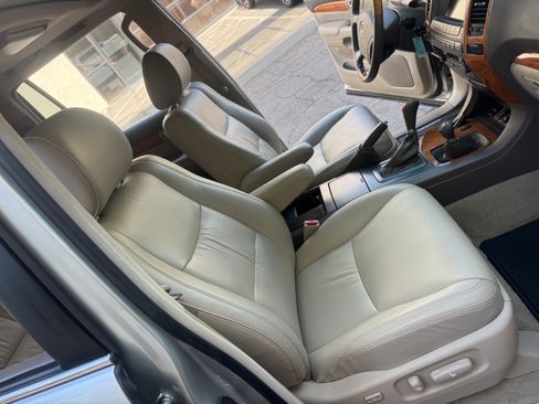 Used 2005 Lexus GX 470 image 28