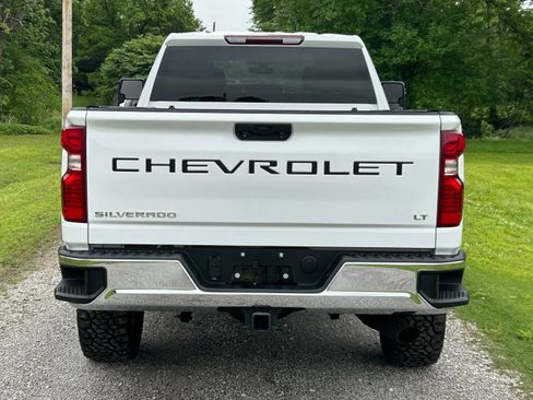 Used 2023 Chevrolet Silverado 2500 4x4 Crew Cab LT image 6
