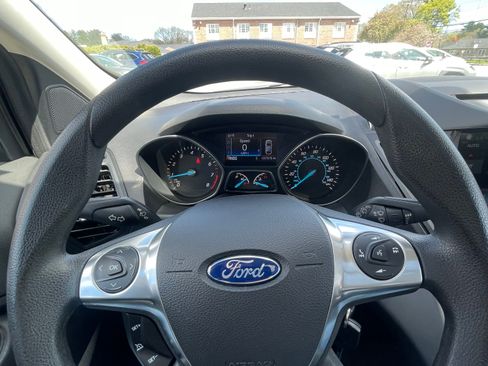 Used 2016 Ford Escape 4WD SE image 13