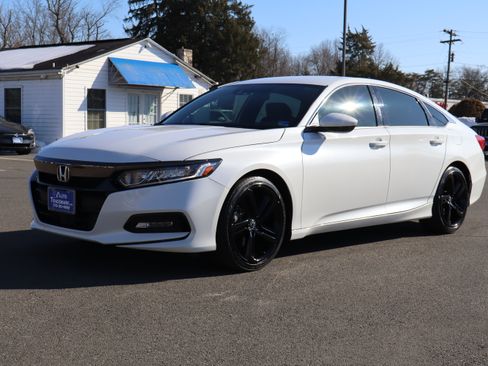 Used 2020 Honda Accord Sport image 4