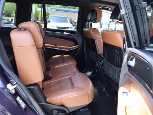 Used 2018 Mercedes-Benz GLS 550 4MATIC image 17