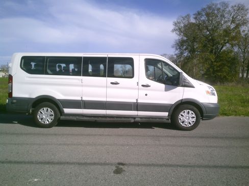 Used 2015 Ford Transit 350 XLT image 1