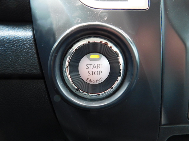 Used 2019 Nissan Titan S RWD image 15