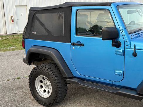 Used 2010 Jeep Wrangler 4WD Sport image 46