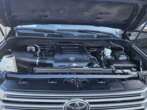 Used 2019 Toyota Tundra Limited image 19