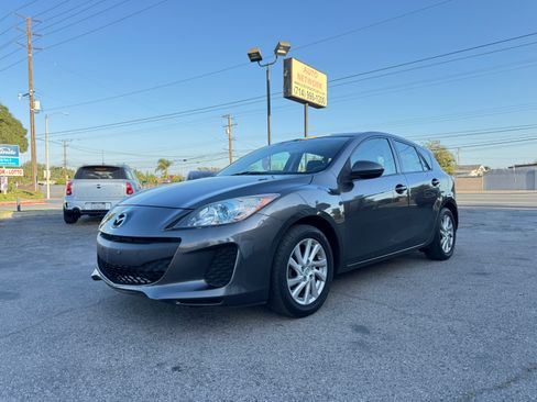 Used 2012 MAZDA MAZDA3 i Touring image 2