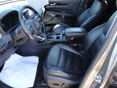 Used 2016 Kia Sorento AWD EX V6 image 7