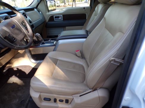 Used 2012 Ford F150 Lariat image 11