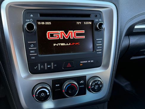 Used 2014 GMC Acadia SLE image 22