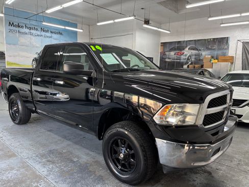 Used 2014 RAM 1500 SLT image 10