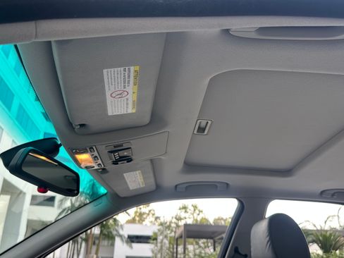 Used 2002 BMW 540i image 30