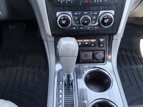 Used 2016 Chevrolet Traverse LTZ image 22