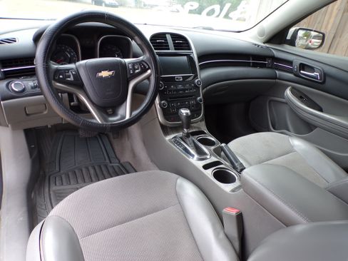 Used 2014 Chevrolet Malibu LT image 8