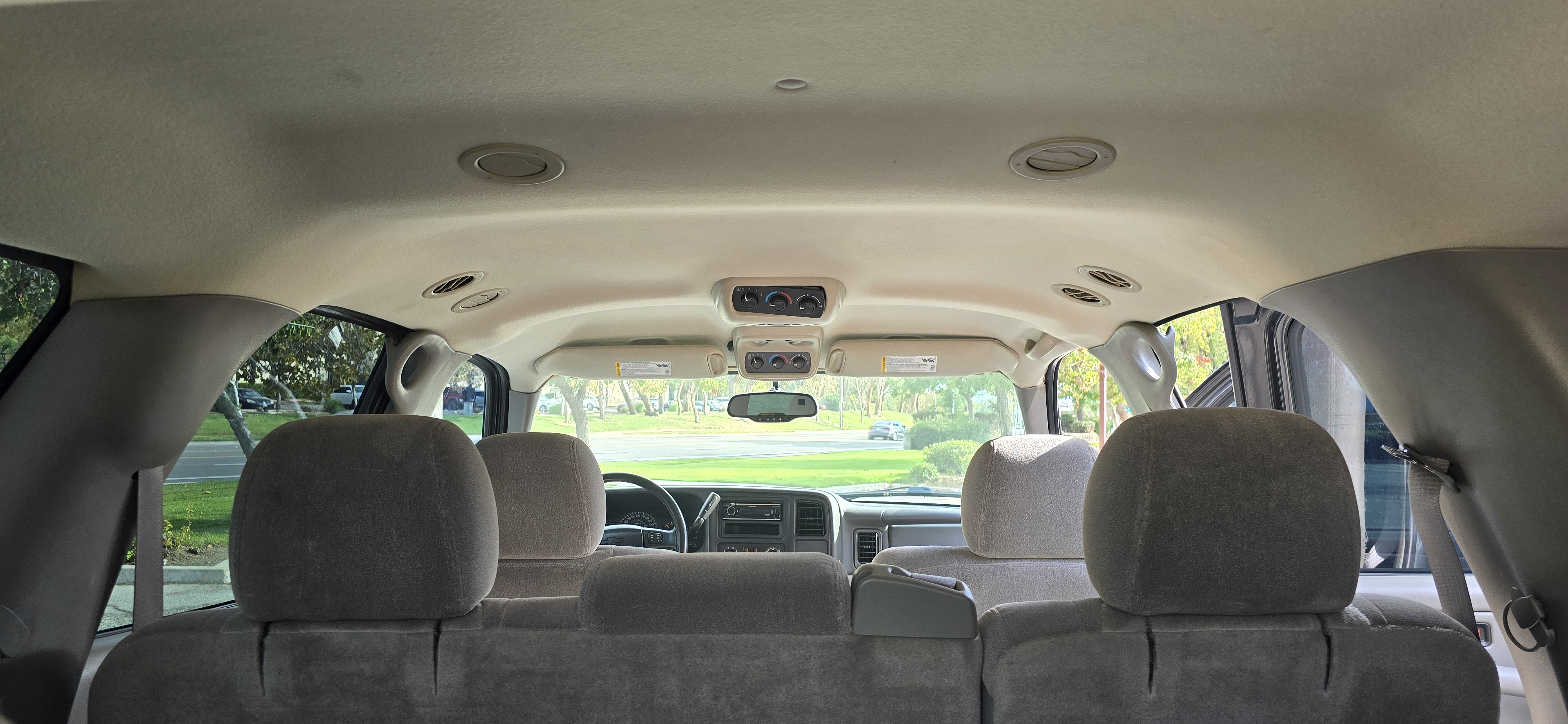 Used 2004 Chevrolet Tahoe 2WD image 35