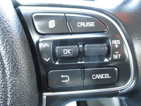 Used 2016 Kia Optima EX image 37