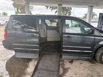 Used 2008 Dodge Grand Caravan SE