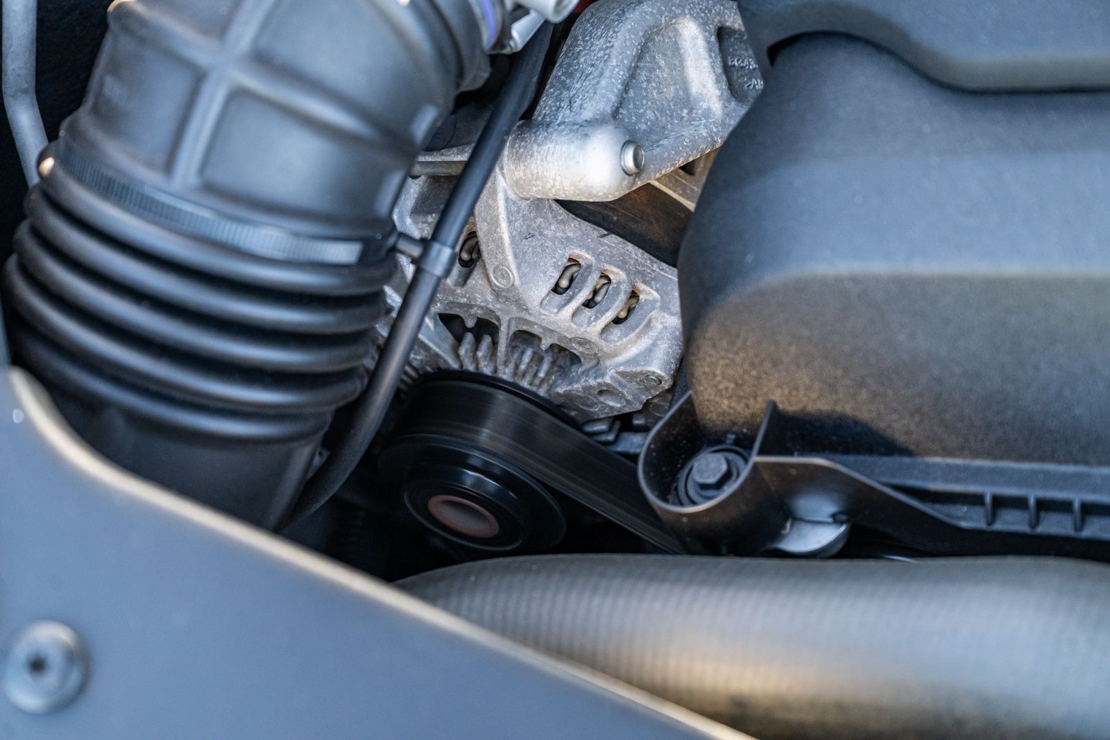 Used 2014 Aston Martin Vanquish Coupe RWD image 44