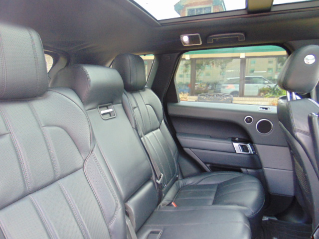 Used 2015 Land Rover Range Rover Sport HSE AWD/4WD image 21