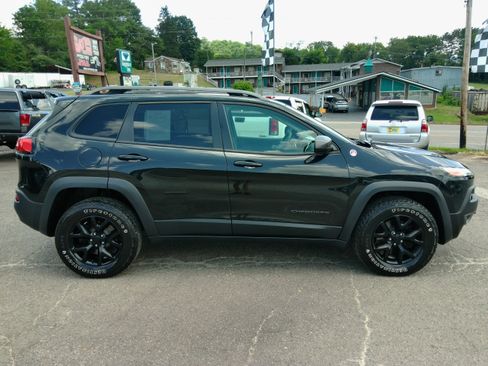 Used 2016 Jeep Cherokee 4WD Trailhawk image 1