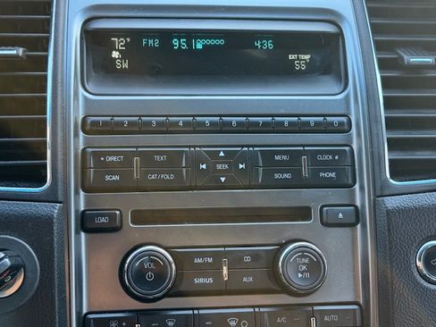 Used 2011 Ford Taurus Limited image 20