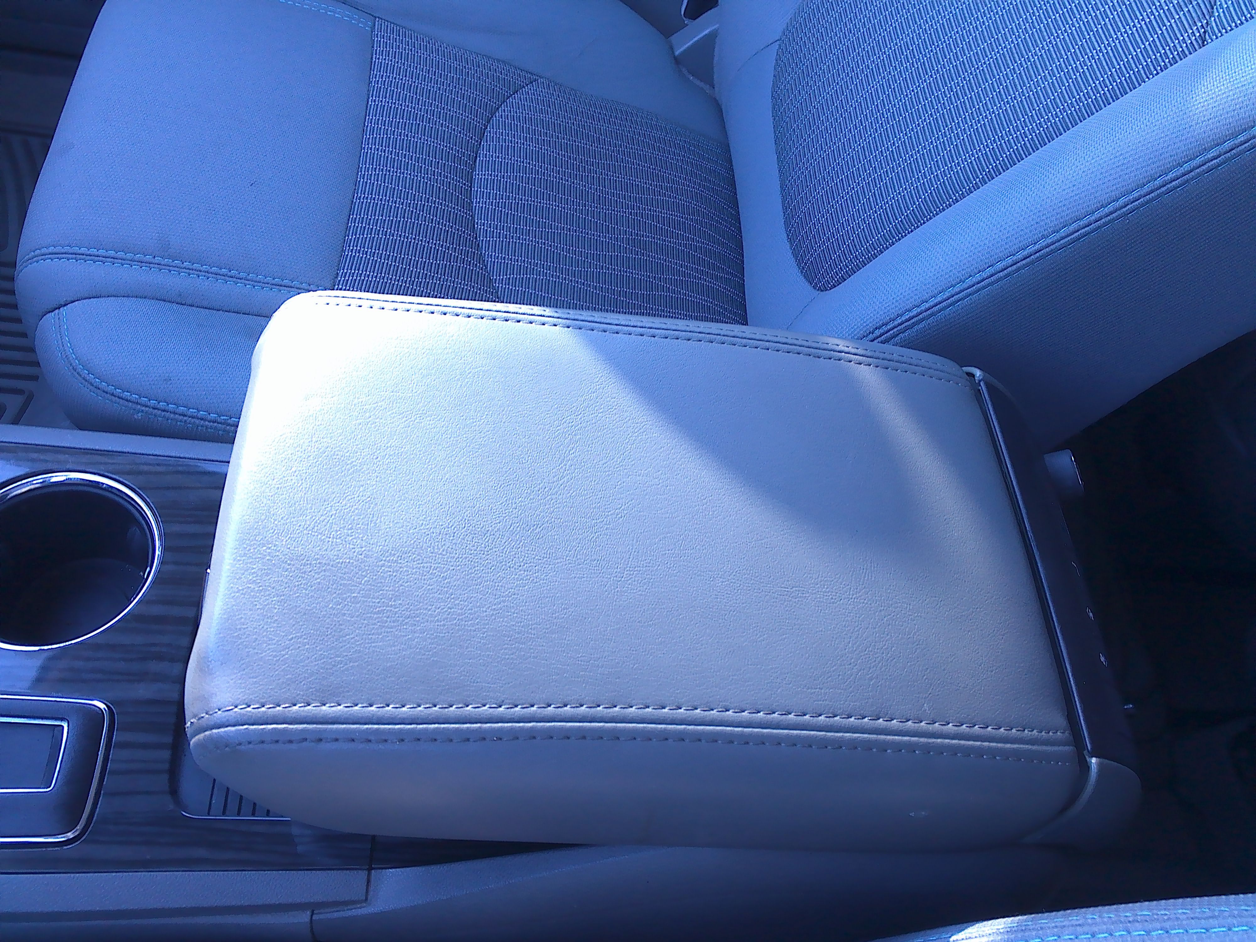 Used 2014 Chevrolet Traverse LT FWD image 23