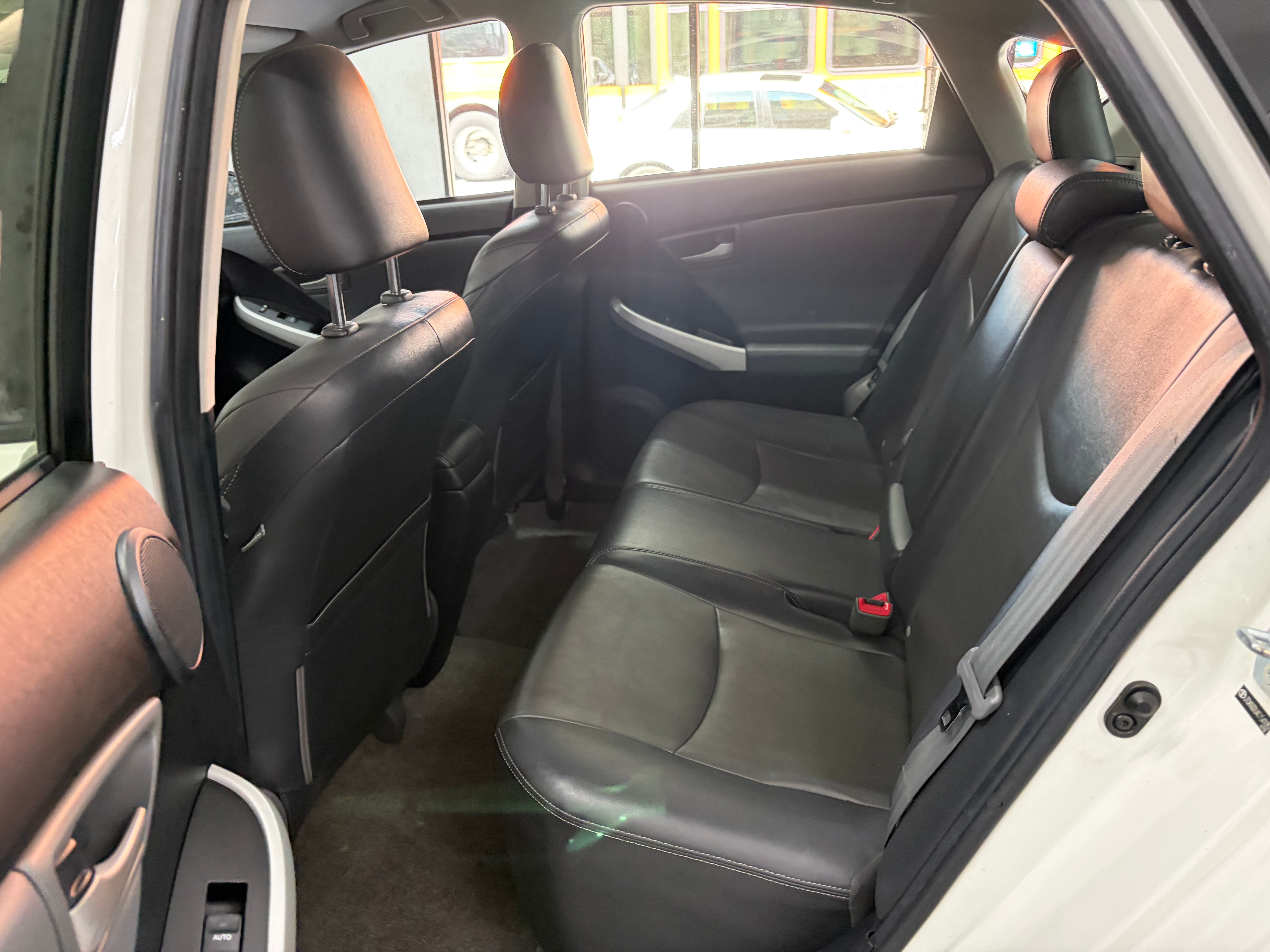 Used 2012 Toyota Prius Four Hatchback 4D FWD image 12