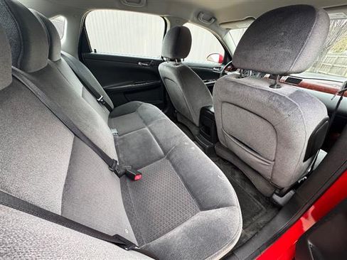 Used 2011 Chevrolet Impala LT image 14
