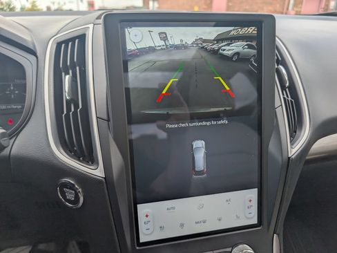 Used 2023 Ford Edge AWD SEL image 12