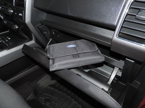 Used 2018 Ford F150 4x4 SuperCrew XLT image 27
