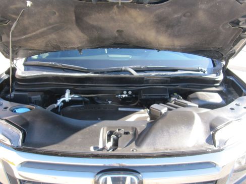 Used 2019 Honda Ridgeline Black Edition image 15