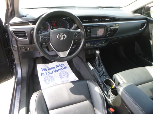 Used 2015 Toyota Corolla S Plus image 19