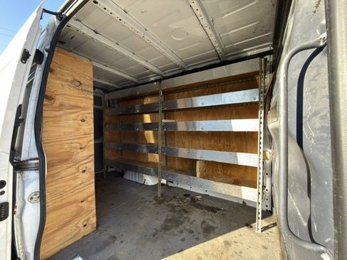 Used 2020 Mercedes-Benz Sprinter 2500 image 19