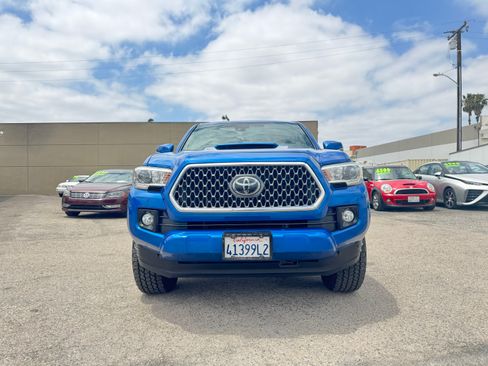 Used 2018 Toyota Tacoma TRD Sport RWD image 12