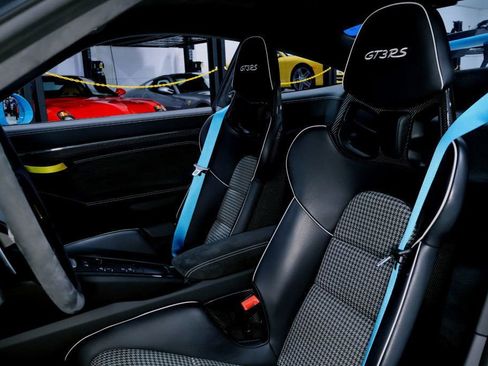 Used 2019 Porsche 911 GT3 RS image 35