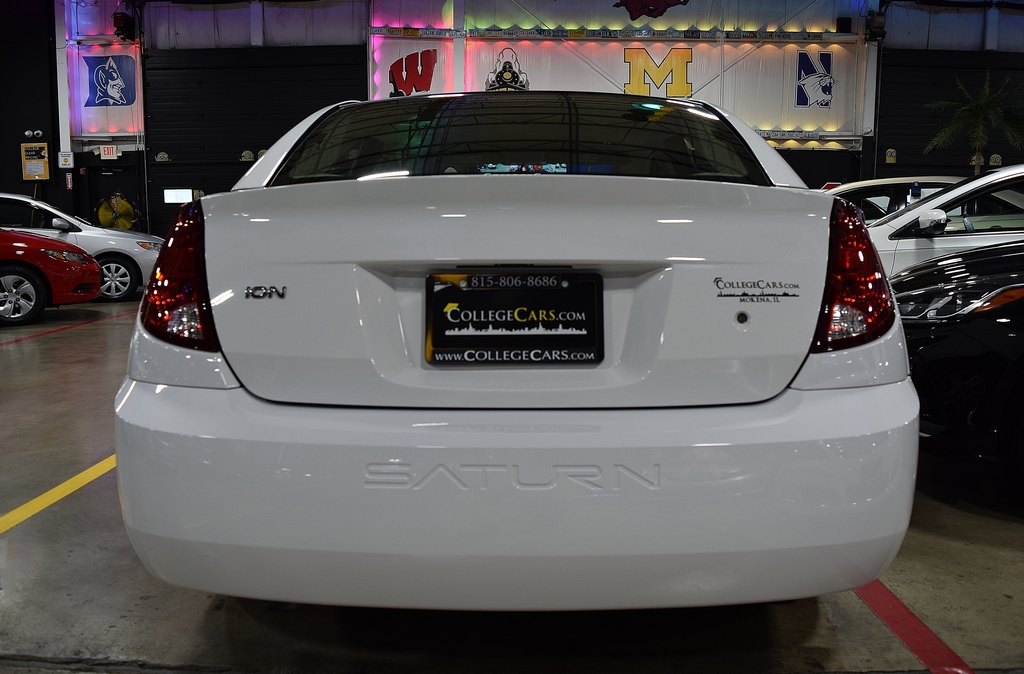 Used 2006 Saturn ION Level 2 Sedan FWD image 9