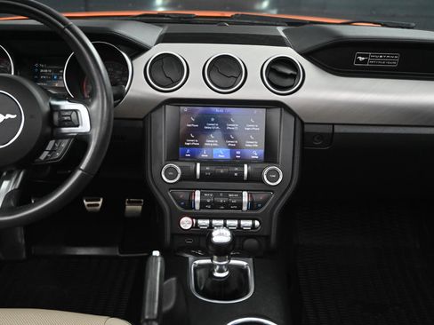Used 2020 Ford Mustang Premium image 19