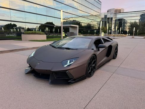 Used 2015 Lamborghini Aventador LP 700-4 Roadster AWD/4WD image 9